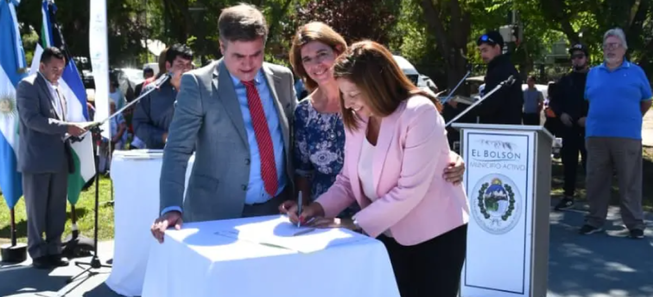 (((video))) La Provincia renovó el convenio de El Altillo en El Bolsón